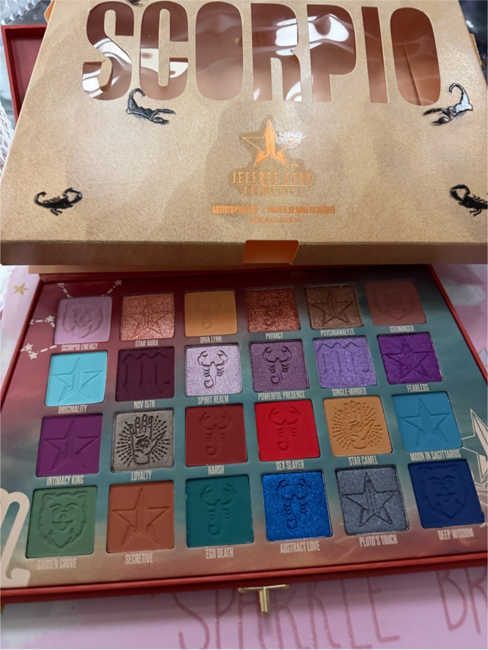 Jeffree Star Scorpio Eyeshadow Palette — Multicolor Jewel & Matte Mix